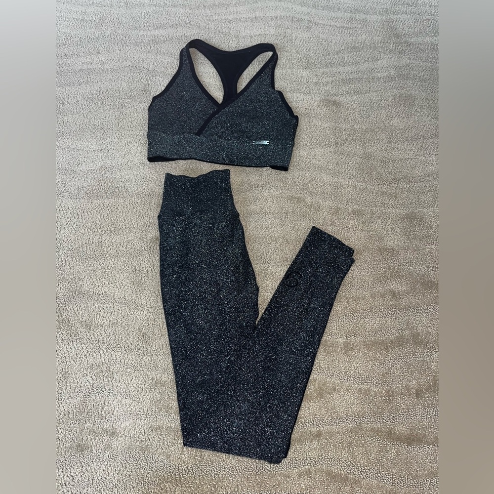 Bombshell Sportswear Shimmer Set size M